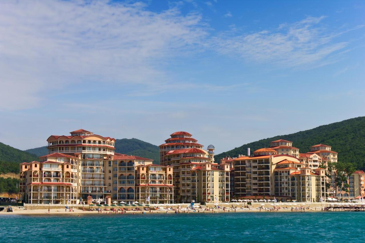 Menada Atrium Apartments Elenite Εξωτερικό φωτογραφία