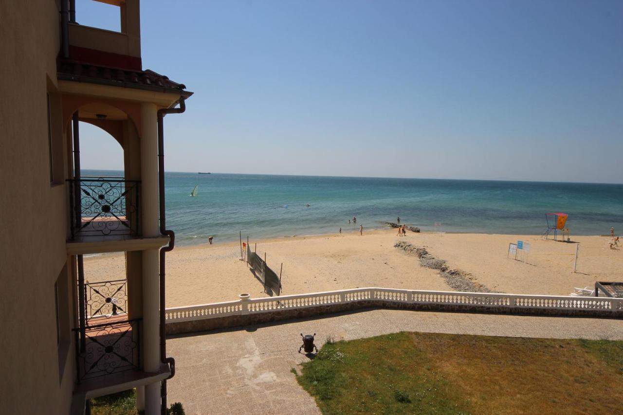 Menada Atrium Apartments Elenite Εξωτερικό φωτογραφία